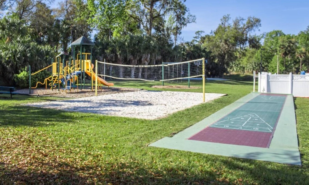 Mount Vernon House | 2 Budget-Friendly Units Close to Western Hills Country Club, Free Breakfast