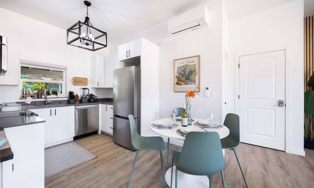 Maple Leaf House | 2025 Built Single-Level 2BR Serene Home with 2 AC