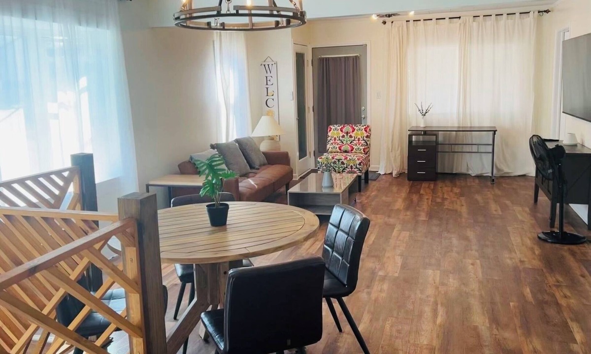 Madison Heights House | 3 BR and 2 BA -Close to Royal Oak and Ferndale. 20 minutes to Detroit Downtown