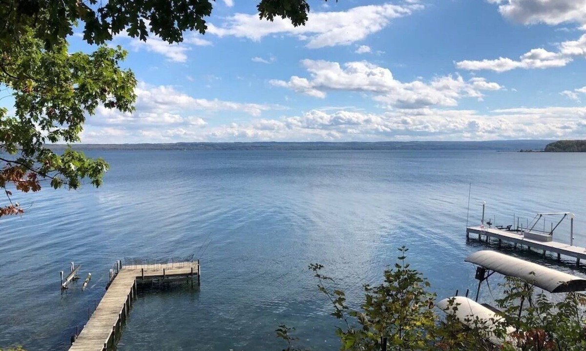 Town of Torrey House | Arrowhead Beach-Seneca-Waterfront-Hot Tub-Wine Trail-Pets, Recently Updated-Covered Deck