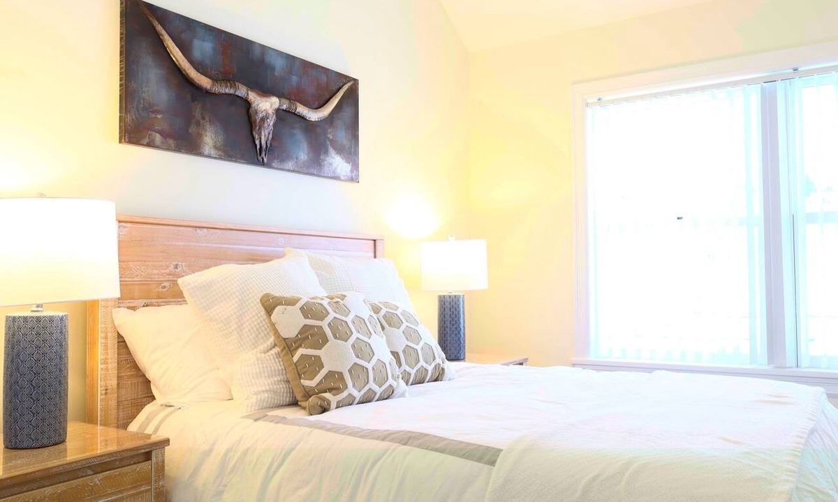 Mackinac Island Condo | Astor Street 3BR Condo
