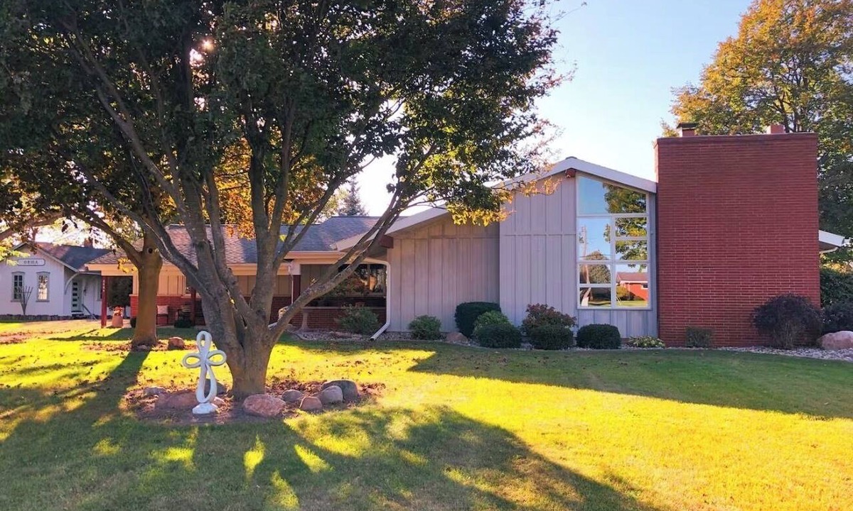 Frankenmuth House | Beautiful 4-bedroom country house 2 miles from Frankenmuth.