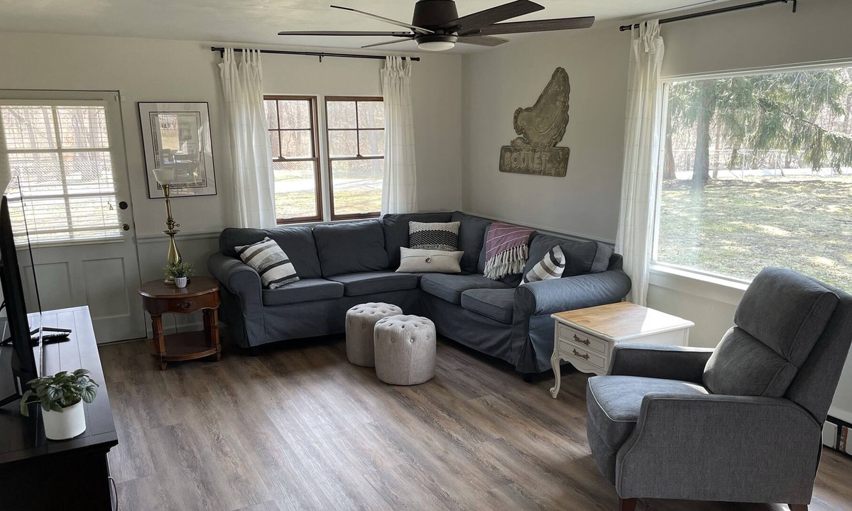 Georgetown Other | Beautifully Renovated Farmhouse - 1 mile from ND!