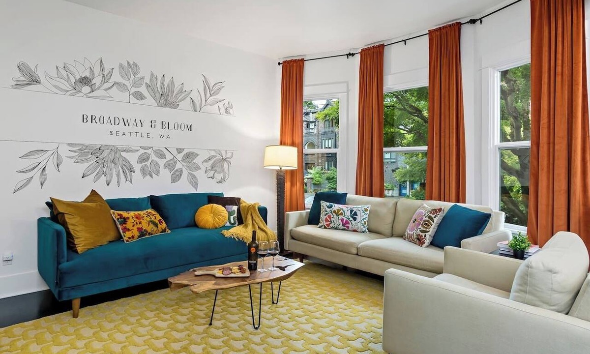 Capitol Hill House | Broadway & Bloom | Luxe Stay