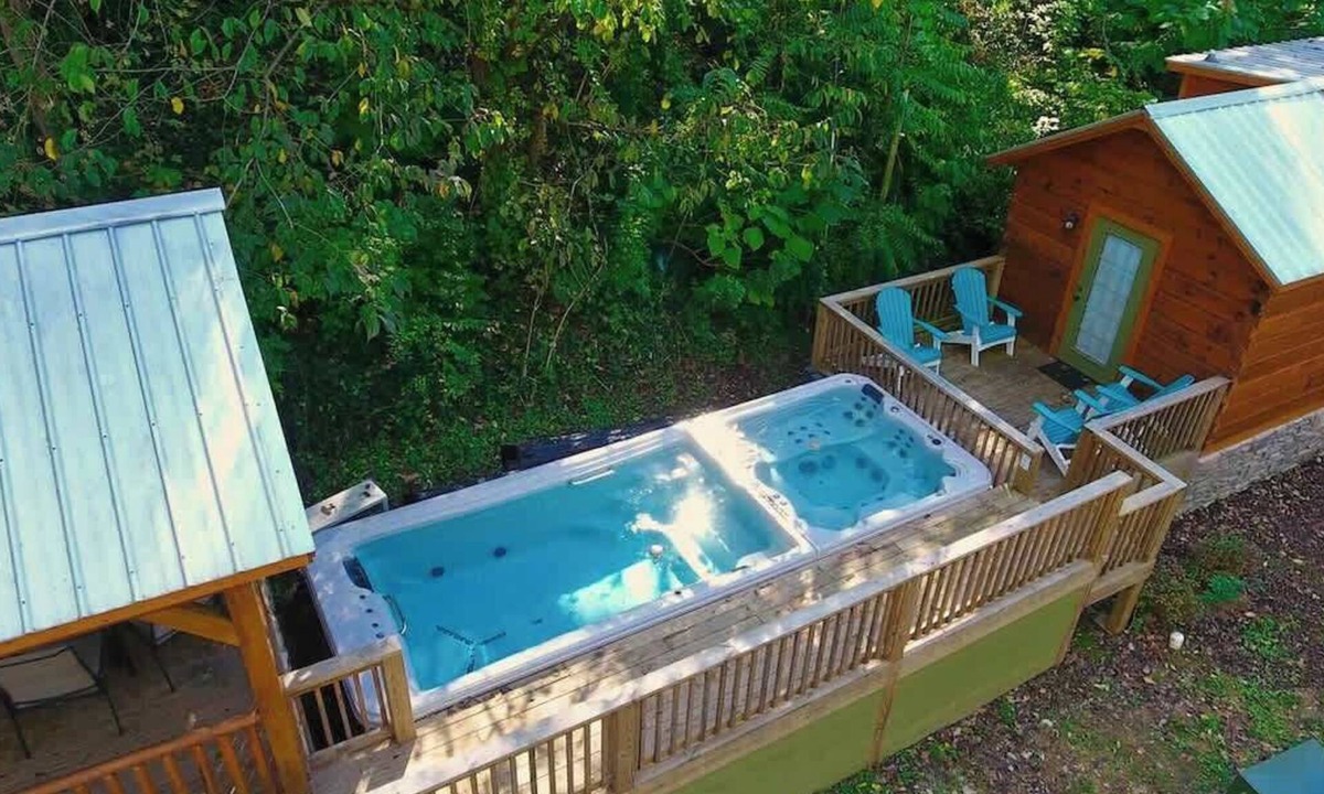 Lookout Valley Neighborhood Association Cabin | Bryce & River Group Rental