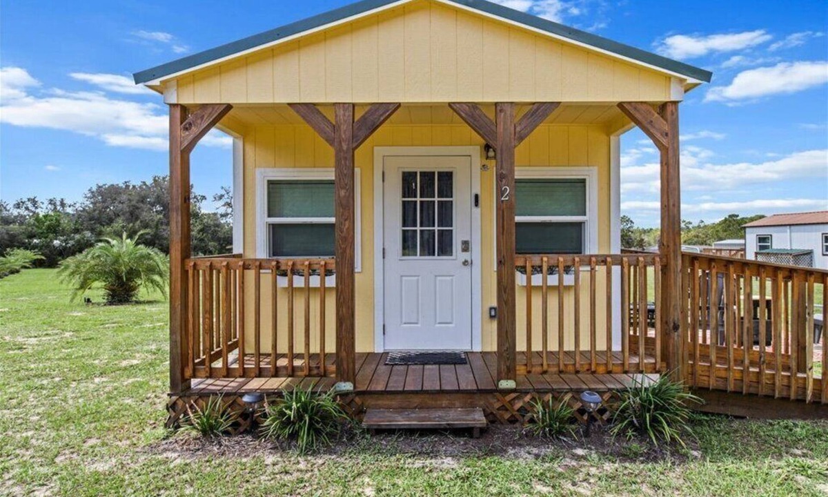 Sugarmill Woods Cabin | Cabin #2 A Joyful Place 5 Star Adult Resort minutes from scalloping & fishing
