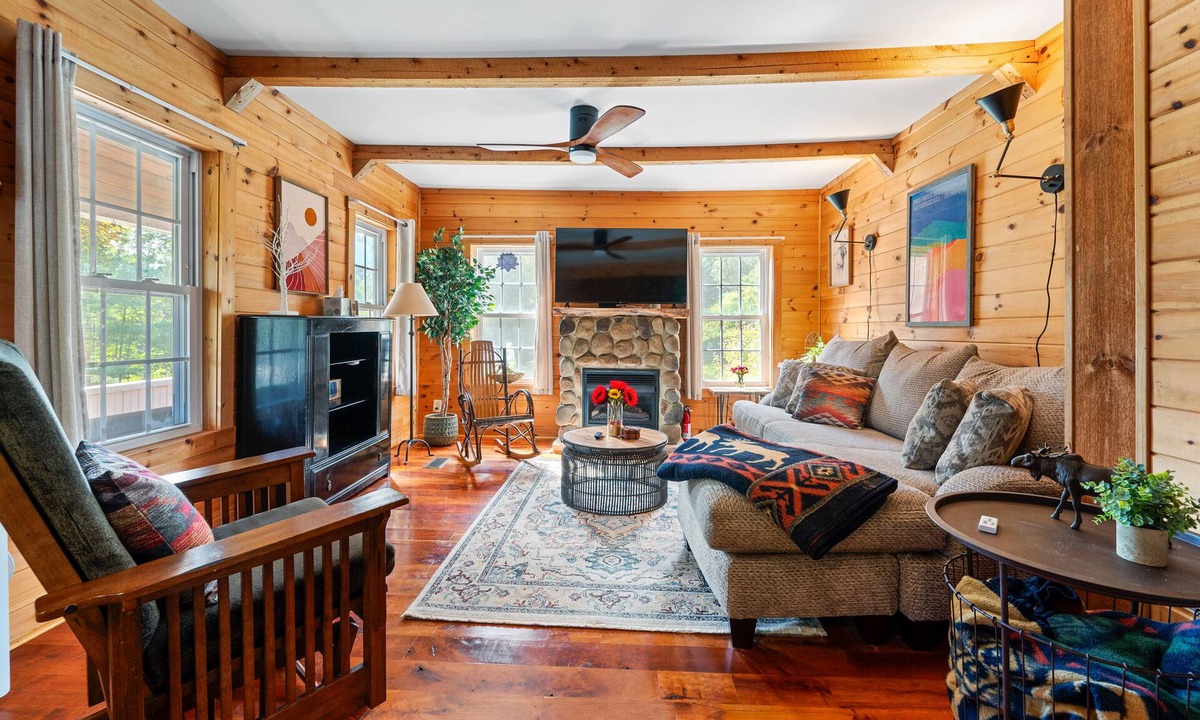Wilmington Other | Charming Farmhouse, Sauna - 4 bedrooms, WiFi, AC in Upper Jay