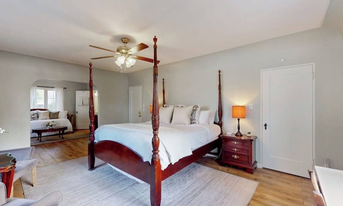East Beach Apartment | Classic beach suite 1 block to ocean - fireplace, lovely patio, near downtown