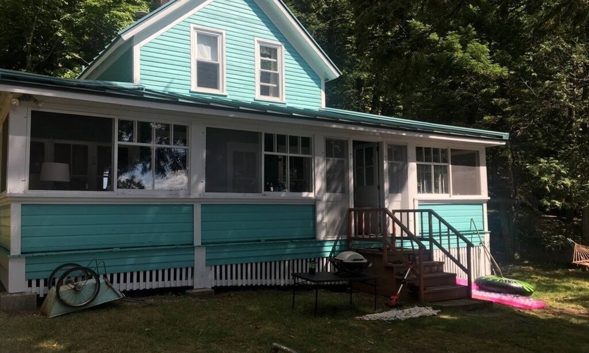 Madison Cottage | Classic Waterfront Maine Cottage