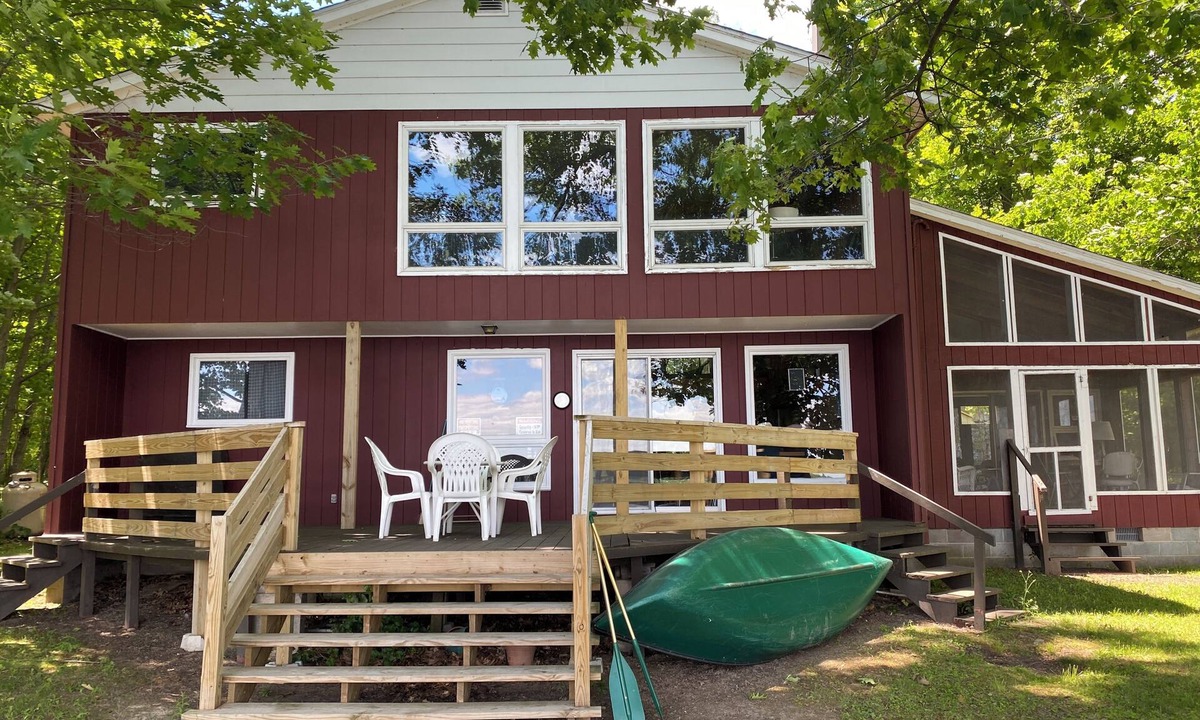 Sackets Harbor Cabin | Clean, Rustic 4-bedroom cabin nestled in the woods in Sackets Harbor