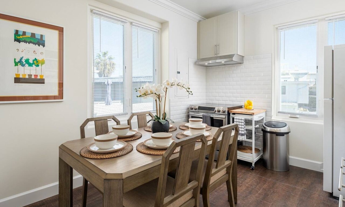 Coronado Condo | Coronado Crown Villa 2- Last Chance for July | Walk to Beaches, Dining & Everyth