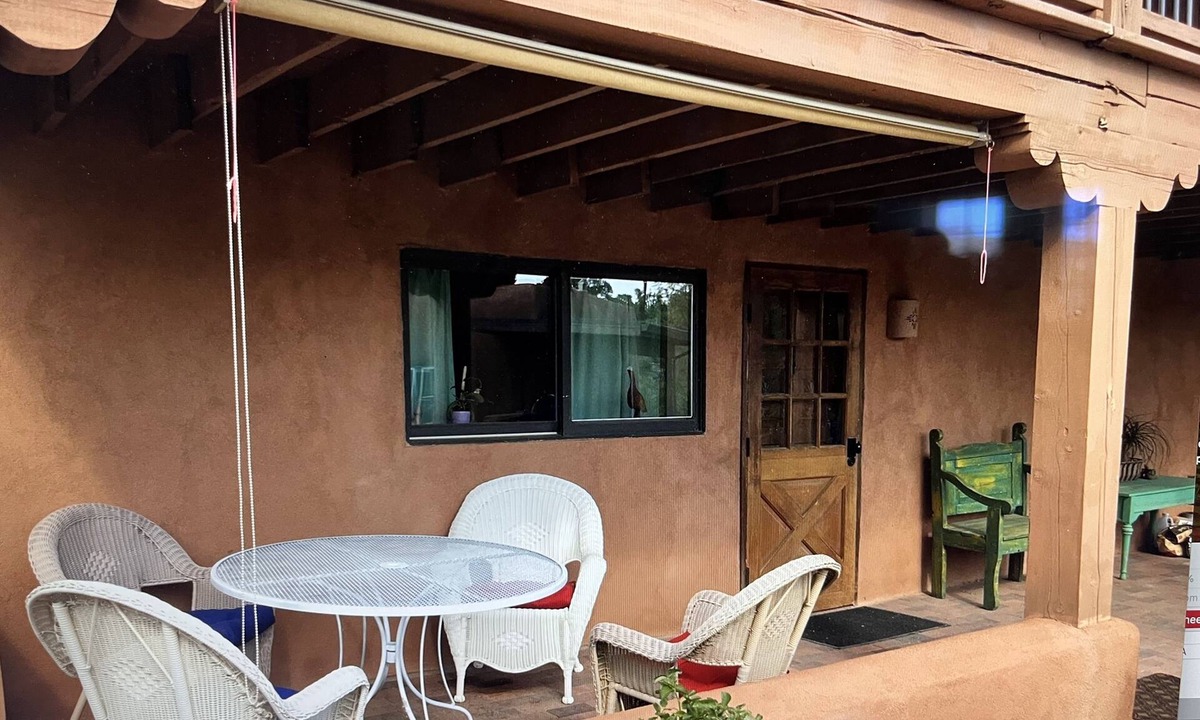 Santa Fe Apartment | Cozy Casita, Charming apartment in historic east side