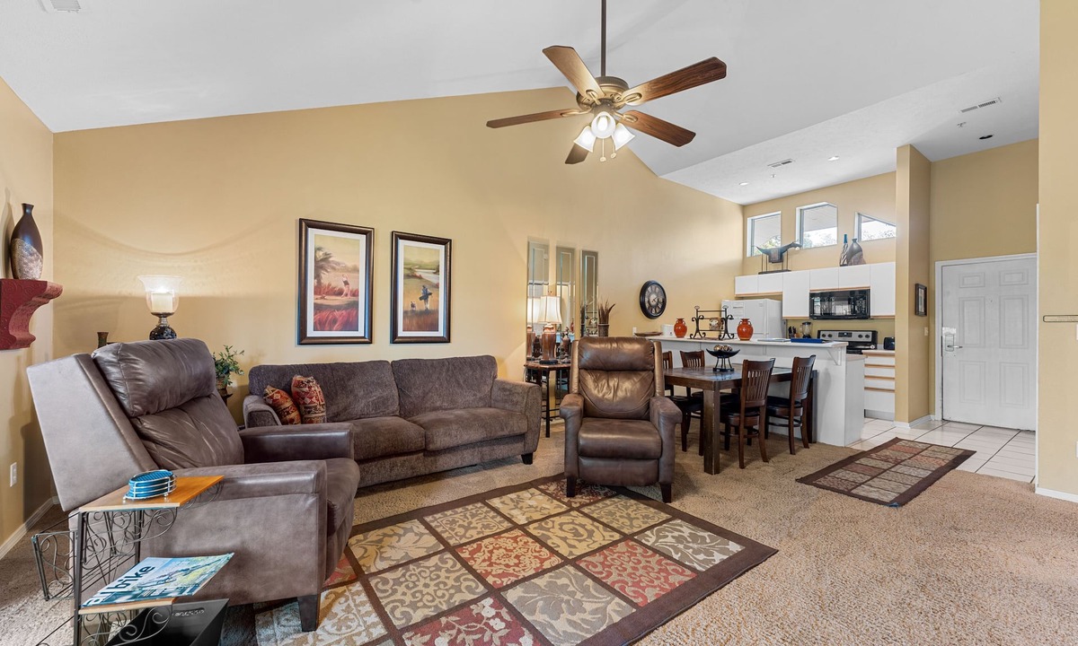 Branson Condo | Cozy Condo In the Heart of Branson! This Unit is Perfect for a Relaxing Vacay
