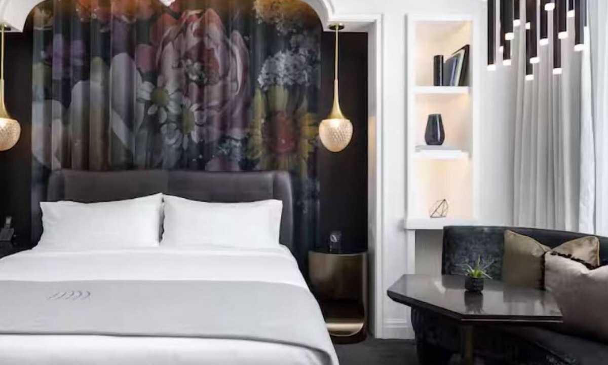 Birmingham Hotel | Daxton Hotel Birmingham, Curio Collection by Hilton