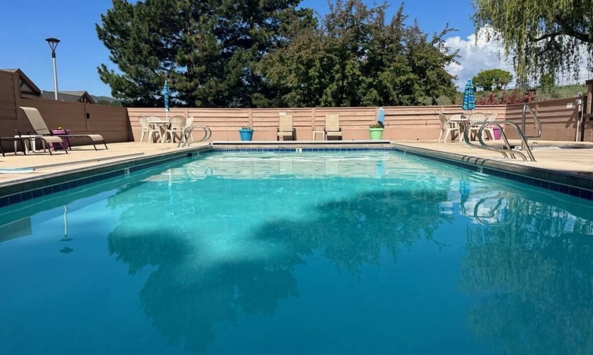 Durango Condo | Durango Treehouse | Mountain Views | Hot Tub