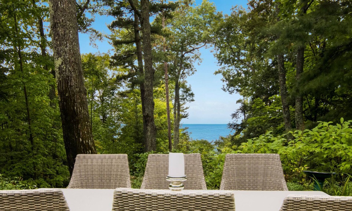 Harbor Springs House | Experience luxury at Thorne Swift Lakehouse, Harbor Springs - Lake Michigan