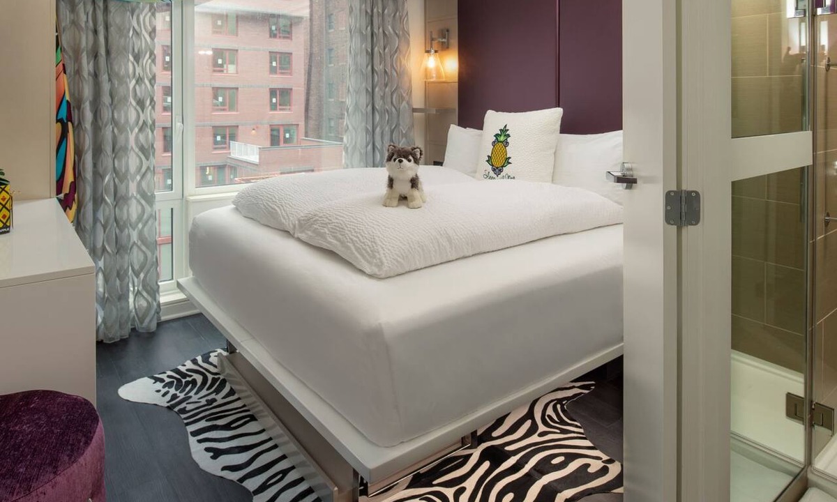 Garment District Hotel | Fashionista King Space, Artsy Boutique Hotel: Relaxing Stays, Near Broadway