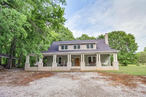 Lawrence County House | Great for Groups: Family Creekside Home in Loretto