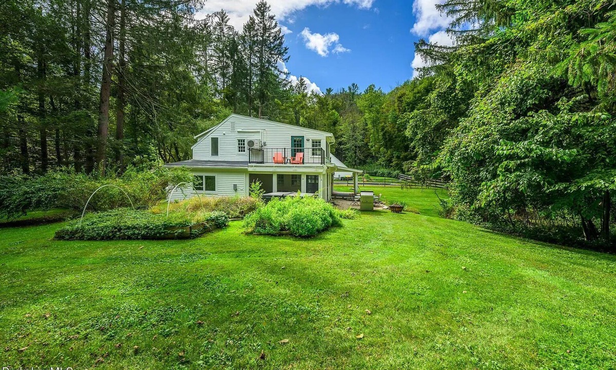 Egremont House | Heated Pool & Hot Tub Ideal Berkshires/Hudson Valley Getaway
