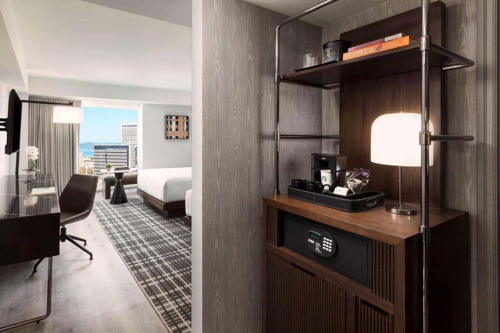 Union Square Hotel | Hyatt Regency San Francisco Downtown SOMA