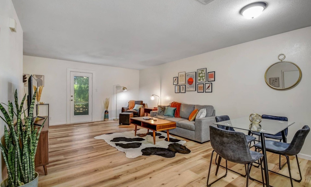 Medical Center District House | Ideal Midterm Escape with Cozy Comforts