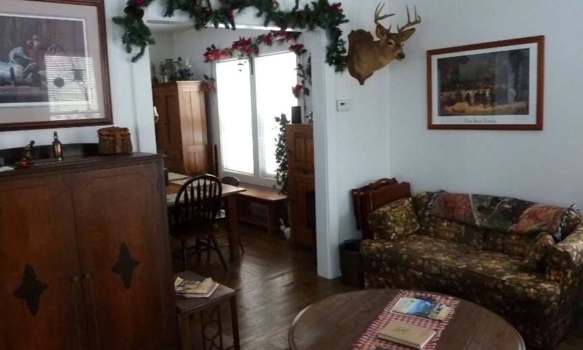 Town of Webb House | In Town Vacation Home - Jim's Adirondack Home