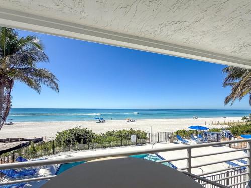Longboat Key Apartment | Island Time Open August 30th - September 3rd!