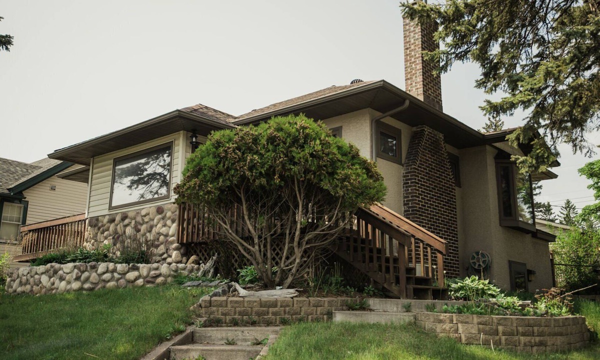 Duluth House | Lakeside Bungalow | Furnished Monthly Rental
