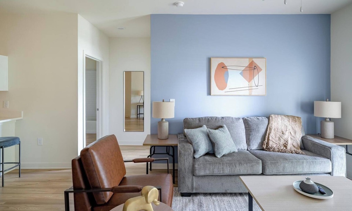 Bellview Apartment | Landing | Incredible 2BD, Gym, Pool