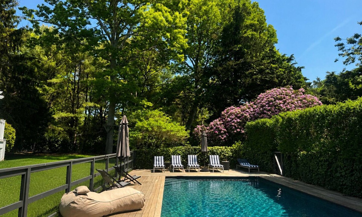 Springs House | Large East Hampton house with heated pool and home gym - fully fenced