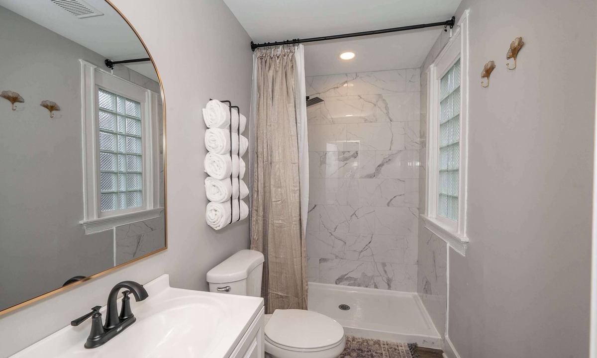 Covington Condo | LUXE Spot 2
