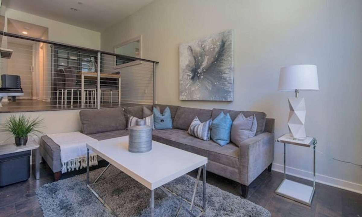 Village of La Jolla House | Luxury 3 BD/3 BA La Jolla Townhouse in Heart of the Village