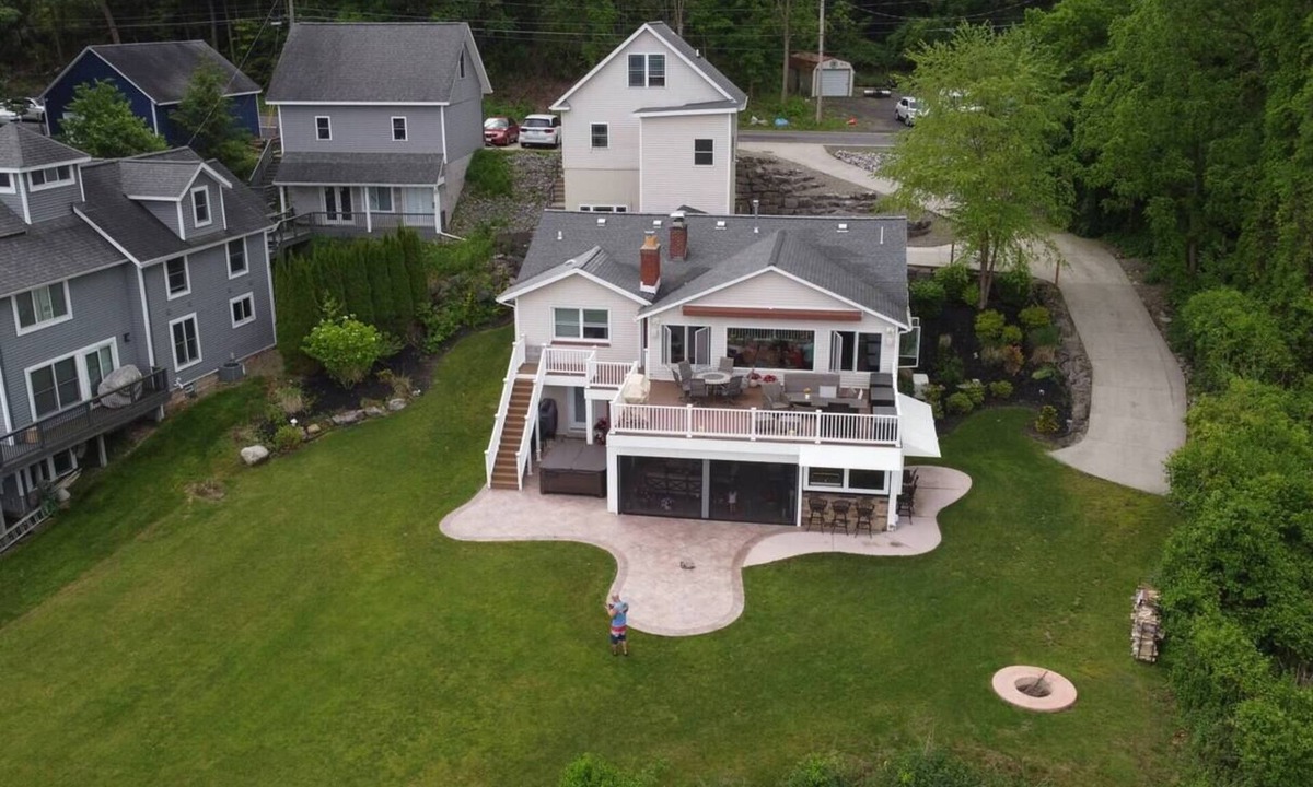 East Irondequoit House | Luxury Waterfront Retreat - Hot tub & Game Room