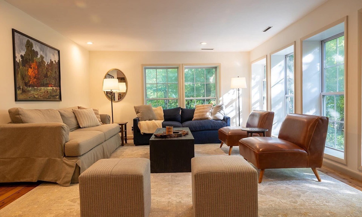 Ulster Park House | Maple Ridge Modern Rustic Retreat where Modern comfort meets Rustic Charm