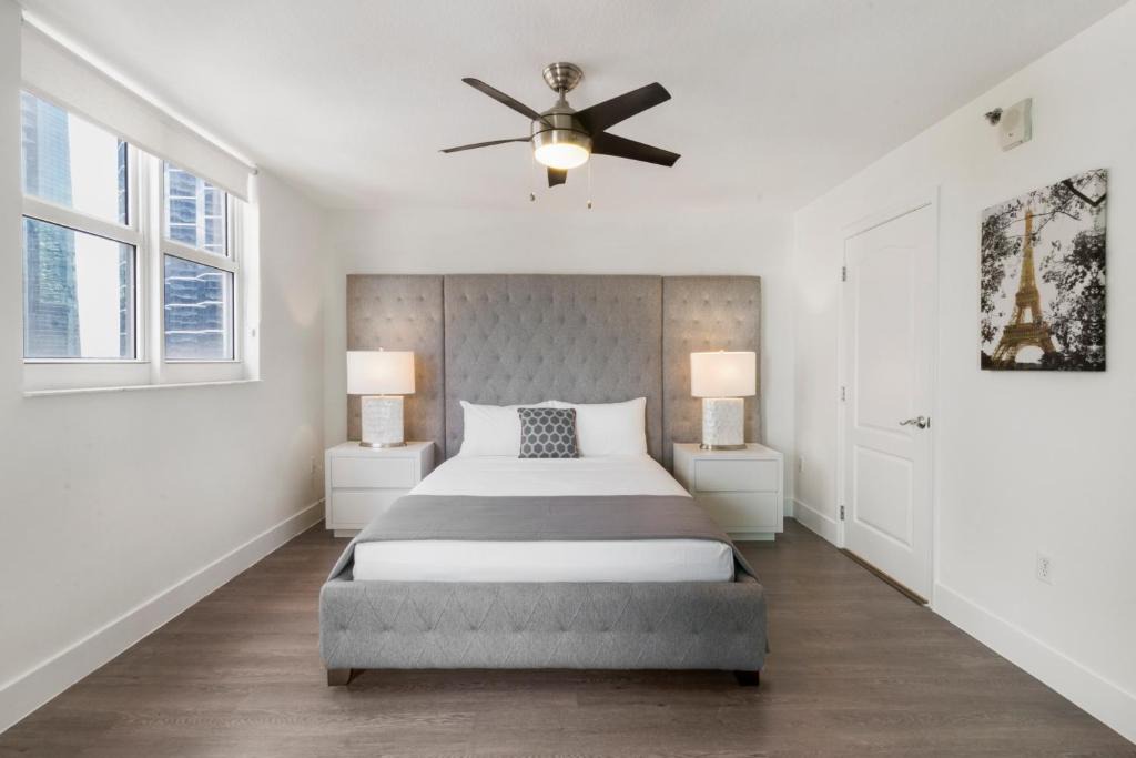 Brickell Apartment | Miami Downtown Brickell spacious 4 Bedrooms 6 Beds