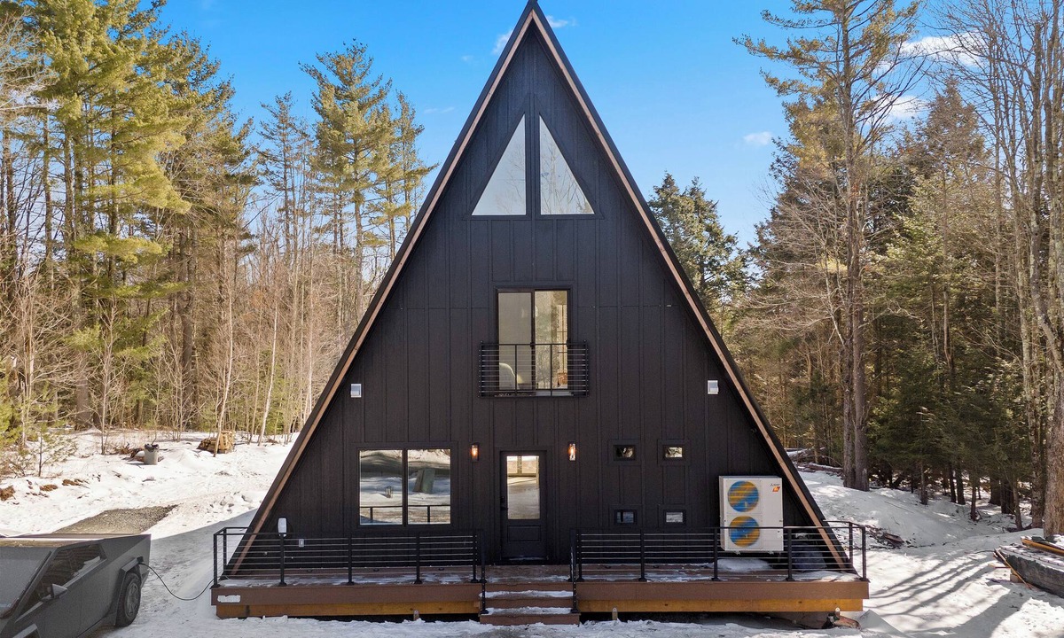 Windham Cabin | Modern A-Frame Cabin 3BR + Loft Luxury Retreat in Windham, NY