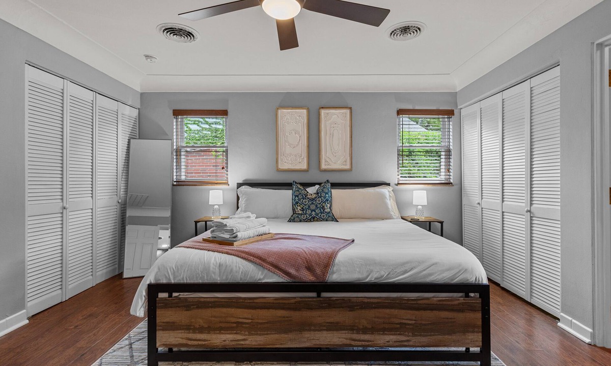 The Southampton House | North Hampton Comfort with Private Backyard