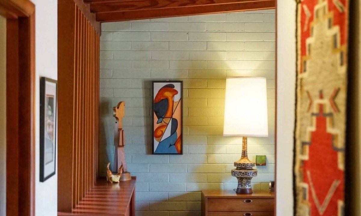 Rio Grande Blvd House | North Valley Mid Century Modern Retreat