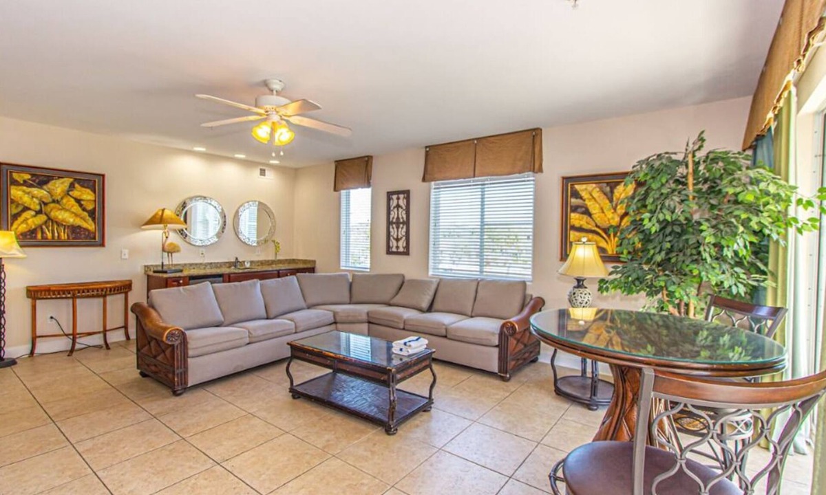 Windy Hill Condo | Ocean Breeze Luxury Villas 2C Across The Street From The Ocean! Sleeps 20 guests