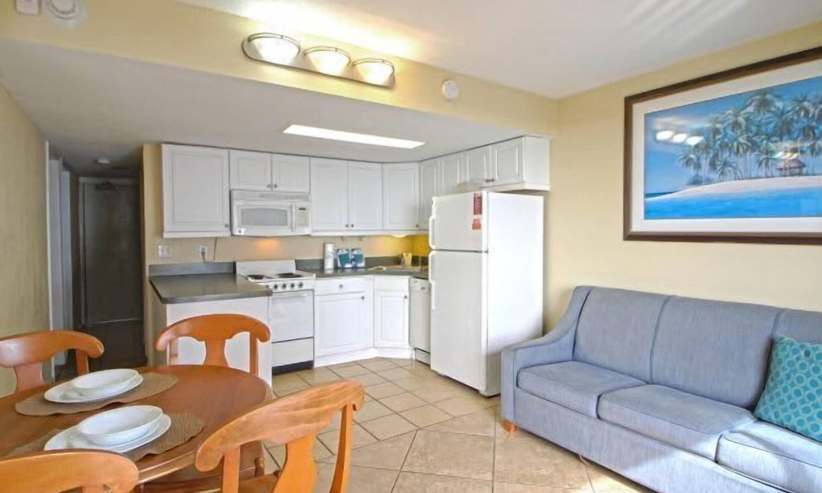 Ocean Drive Apartment | Peppertree By The Sea-2BRMU