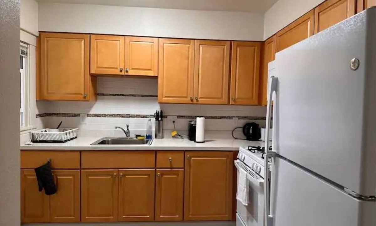 Downtown Berkeley Apartment | Prime Location: 2-Bedroom Retreat Near UC Berkeley
