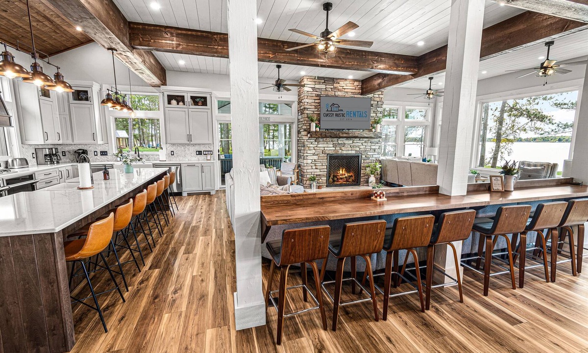 Spooner Cabin | Private Lakeside Oasis | 21-Bedrooms | Sleeps 85+