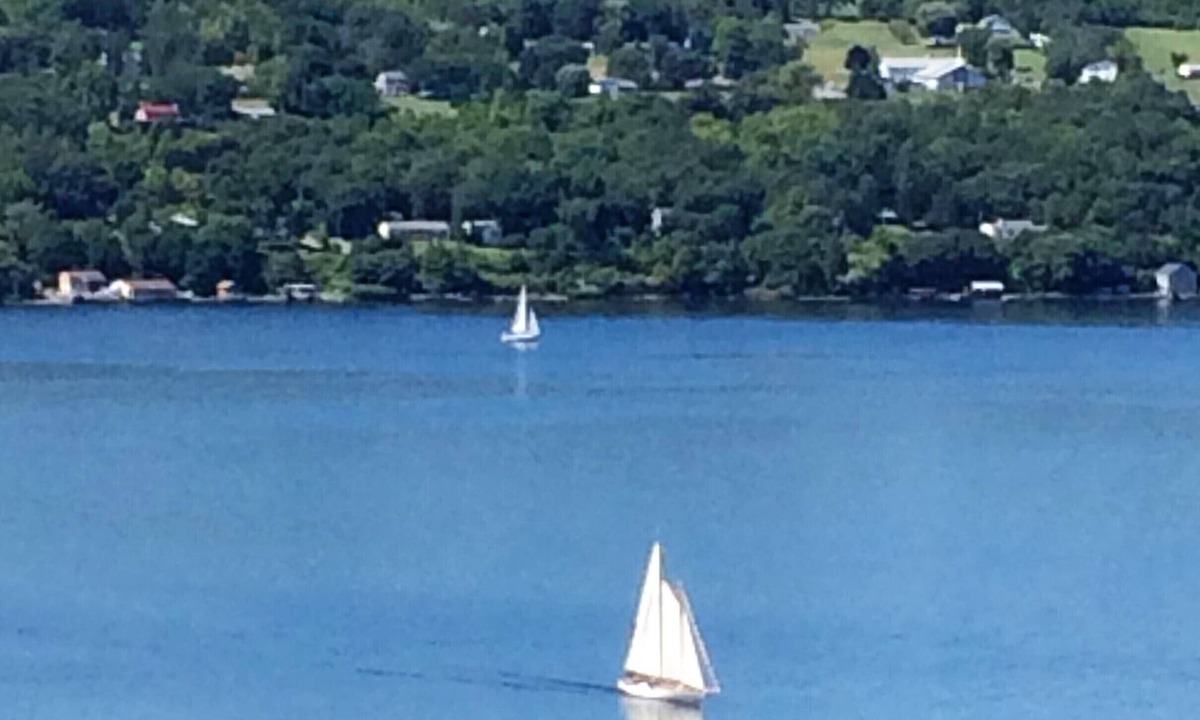 Burdett House | Private Luxury Retreat Incredible Lake View 1 Mile to Watkins Glen