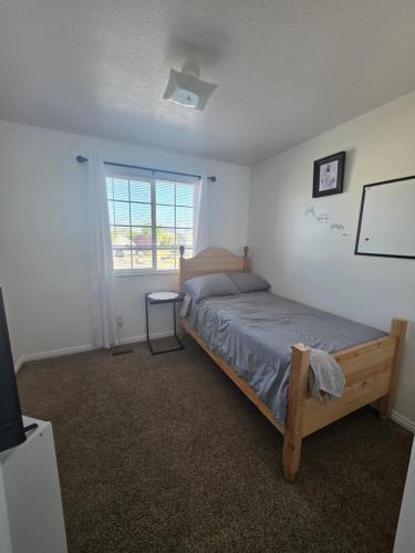 Magna House | Private Room 12 min from the SLC Airport