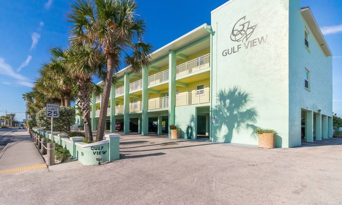 Bradenton Beach Condo | RENOVATED & UPDATED AFTER HURRICANES - ON WHITE SUGAR SAND BEACH - HEATED POOL