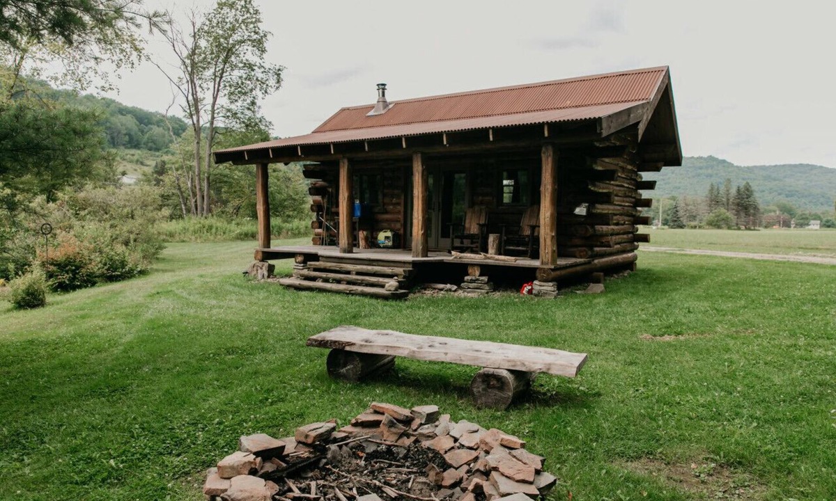 Shinglehouse Cabin | Rustic Creekside Cabin