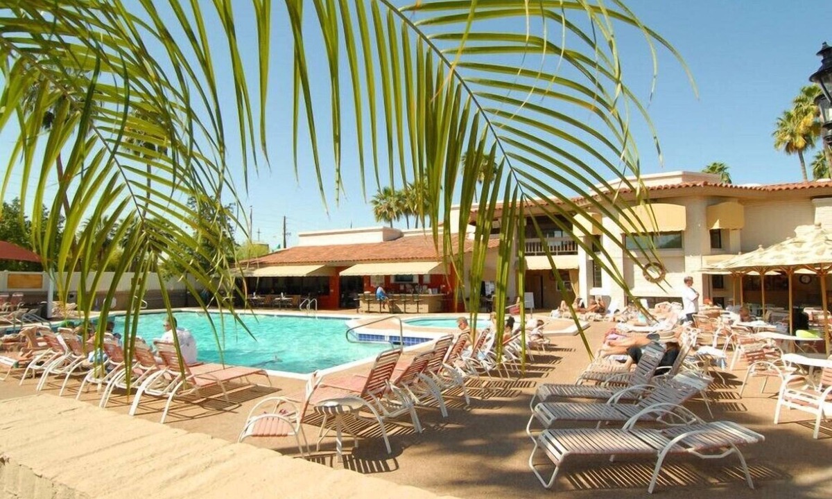 Arcadia Condo | Scottsdale Camelback Resort Inviting 3BR Condo with Hot Tub