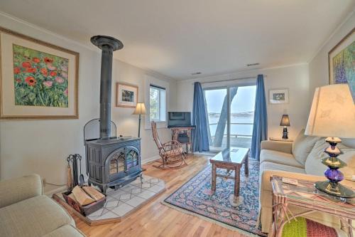 Suttons Bay House | Serene Leelanau Lake Escape Near Wine Trail
