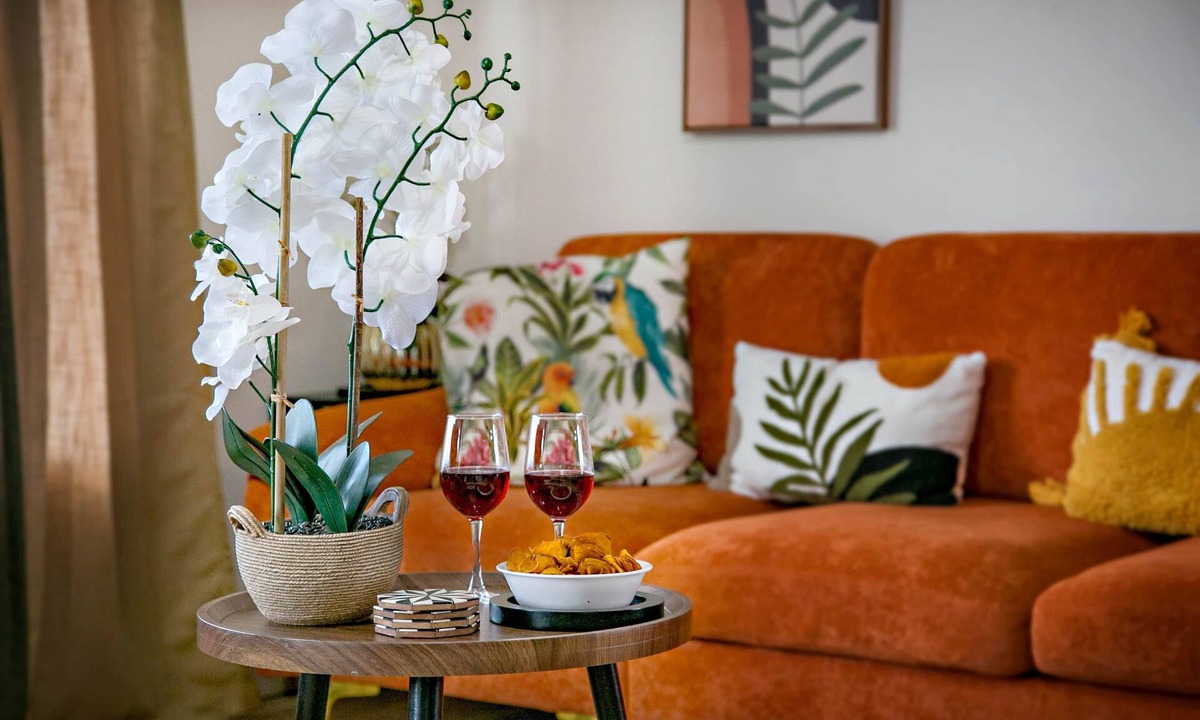 Burdett House | Sip & Stay at Bliss of Burdett on East Seneca Wine Trail w Hot Tub/Barbecue