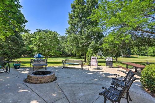 Adrian House | Southeast Michigan Escape ~ 3 Mi to Adrian!